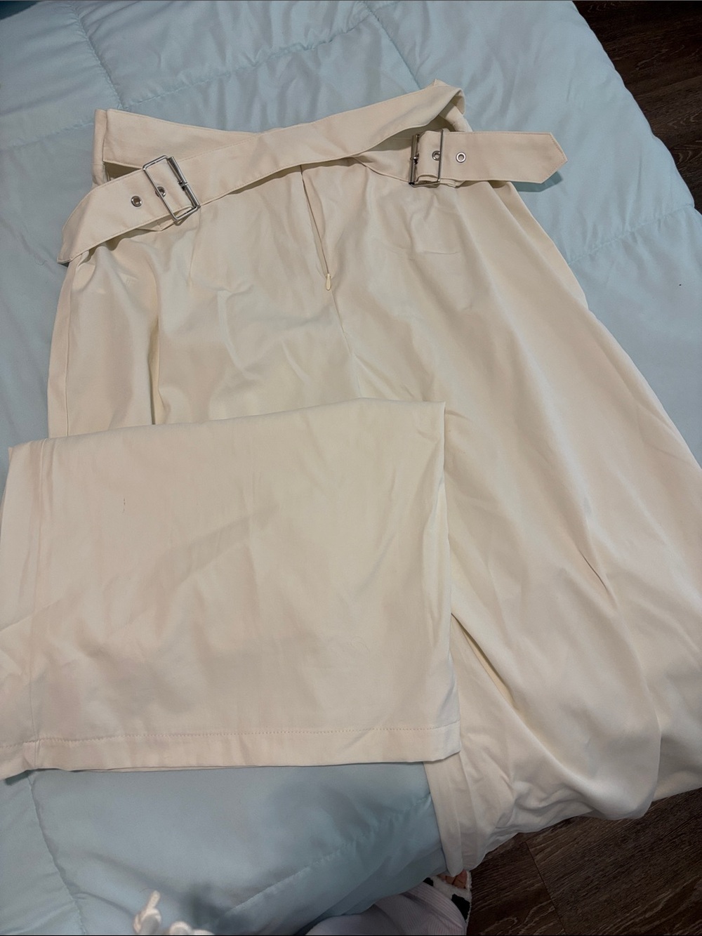 New - Cream Belted Dress Pants